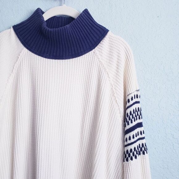 Free People Get Cozy Swit Sweater Ivory and Navy - Picture 4 of 8